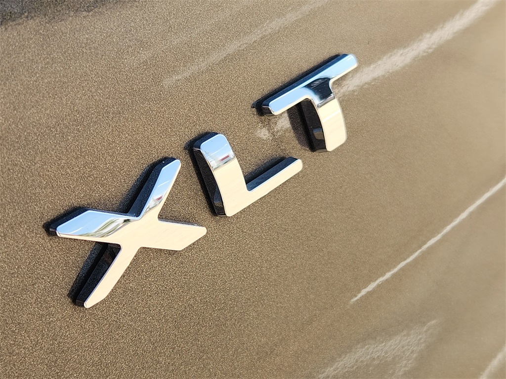 2018 Ford Explorer XLT photo 10