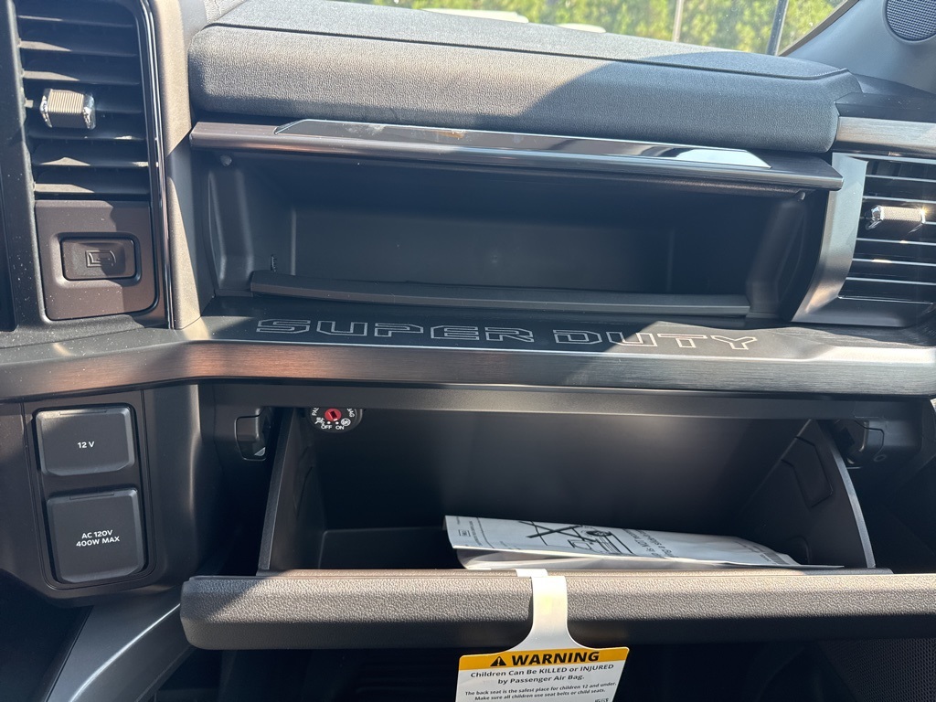 2026 Ford F-250 Lariat photo 36