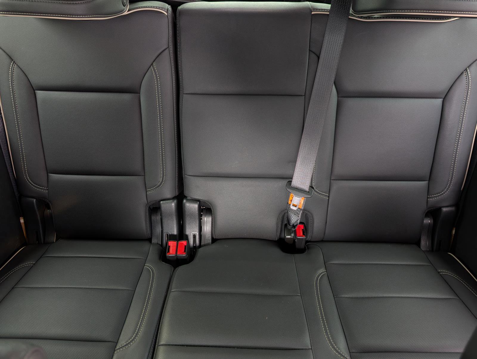 2022 Gmc Yukon SLT photo 31
