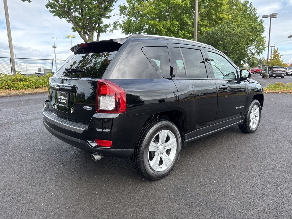 2017 Jeep Compass Latitude High Altitude photo 6