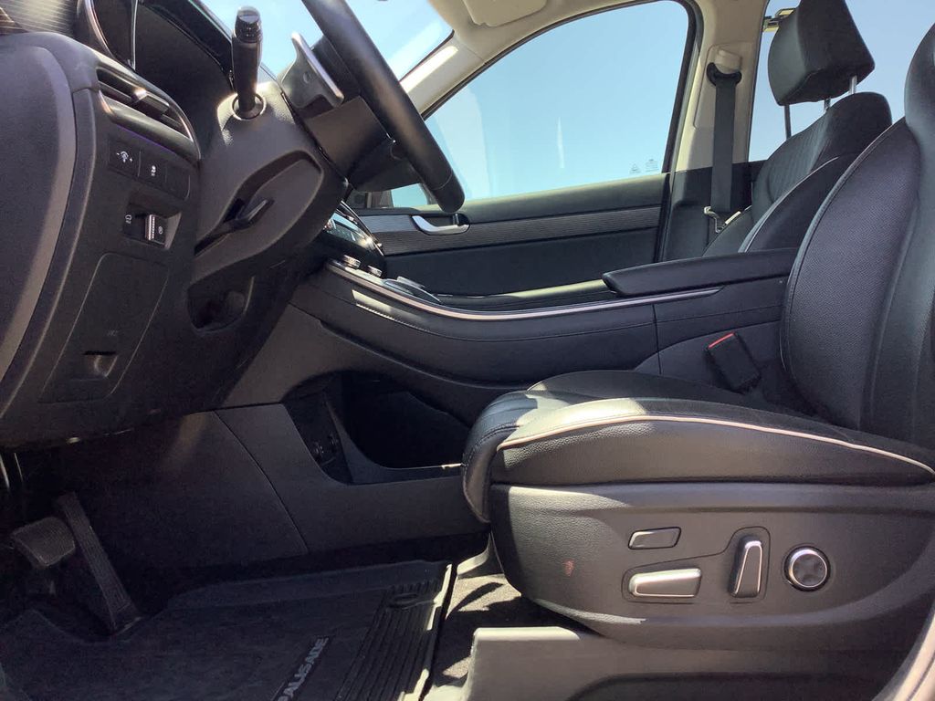 2024 Hyundai Palisade Limited photo 23