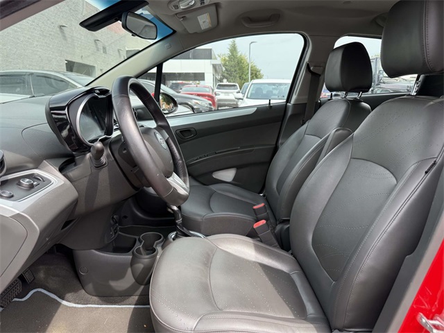 2016 Chevrolet Spark EV 2LT photo 13