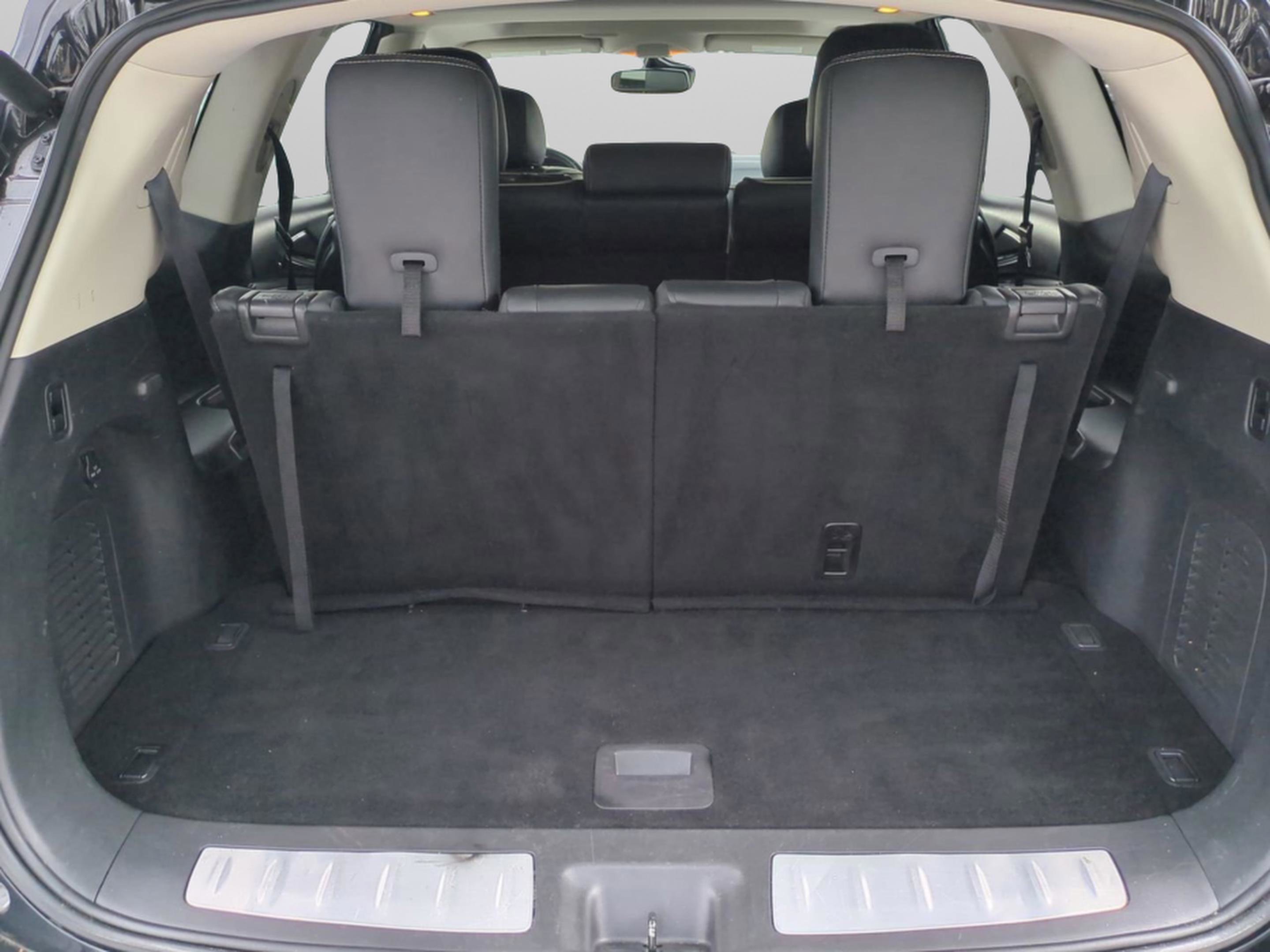2020 Infiniti QX60 Luxe photo 14