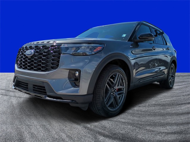 2025 Ford Explorer ST-Line photo 7