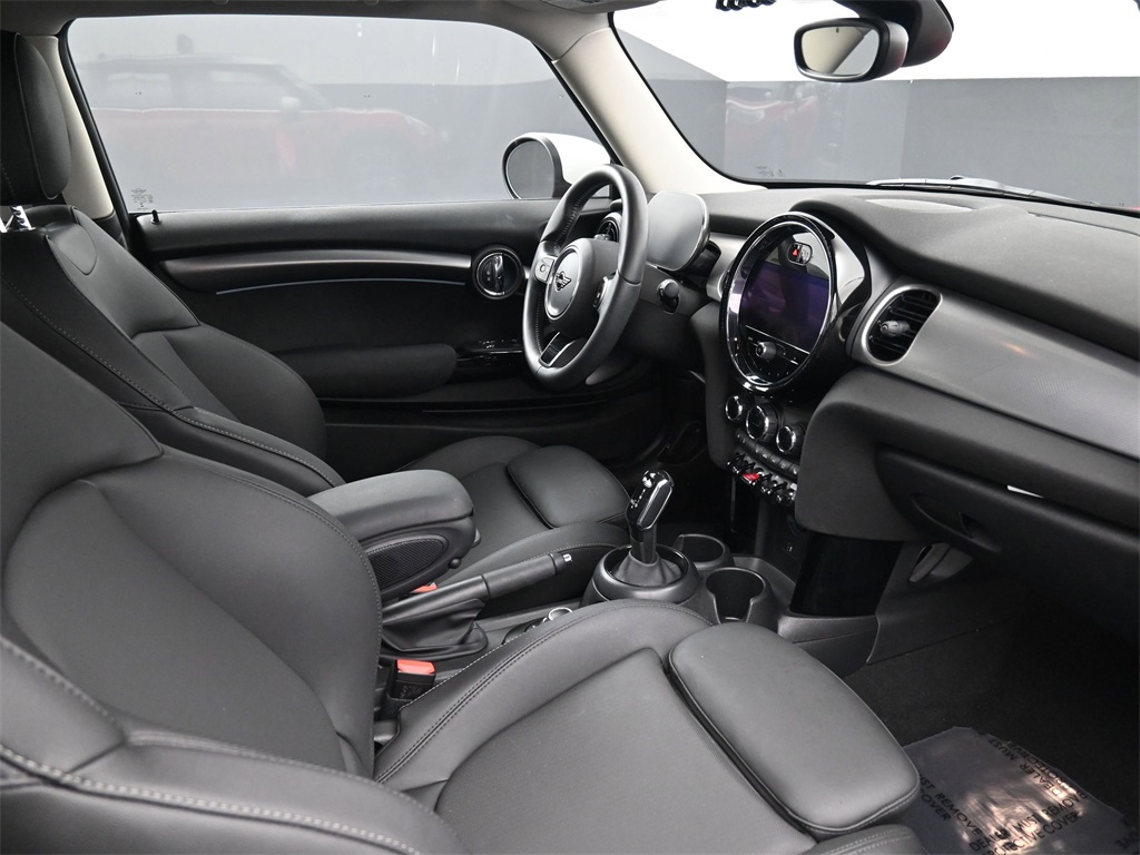 2023 Mini Cooper 2 Door Hardtop S photo 2