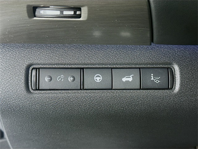 2025 Nissan Pathfinder Platinum photo 12