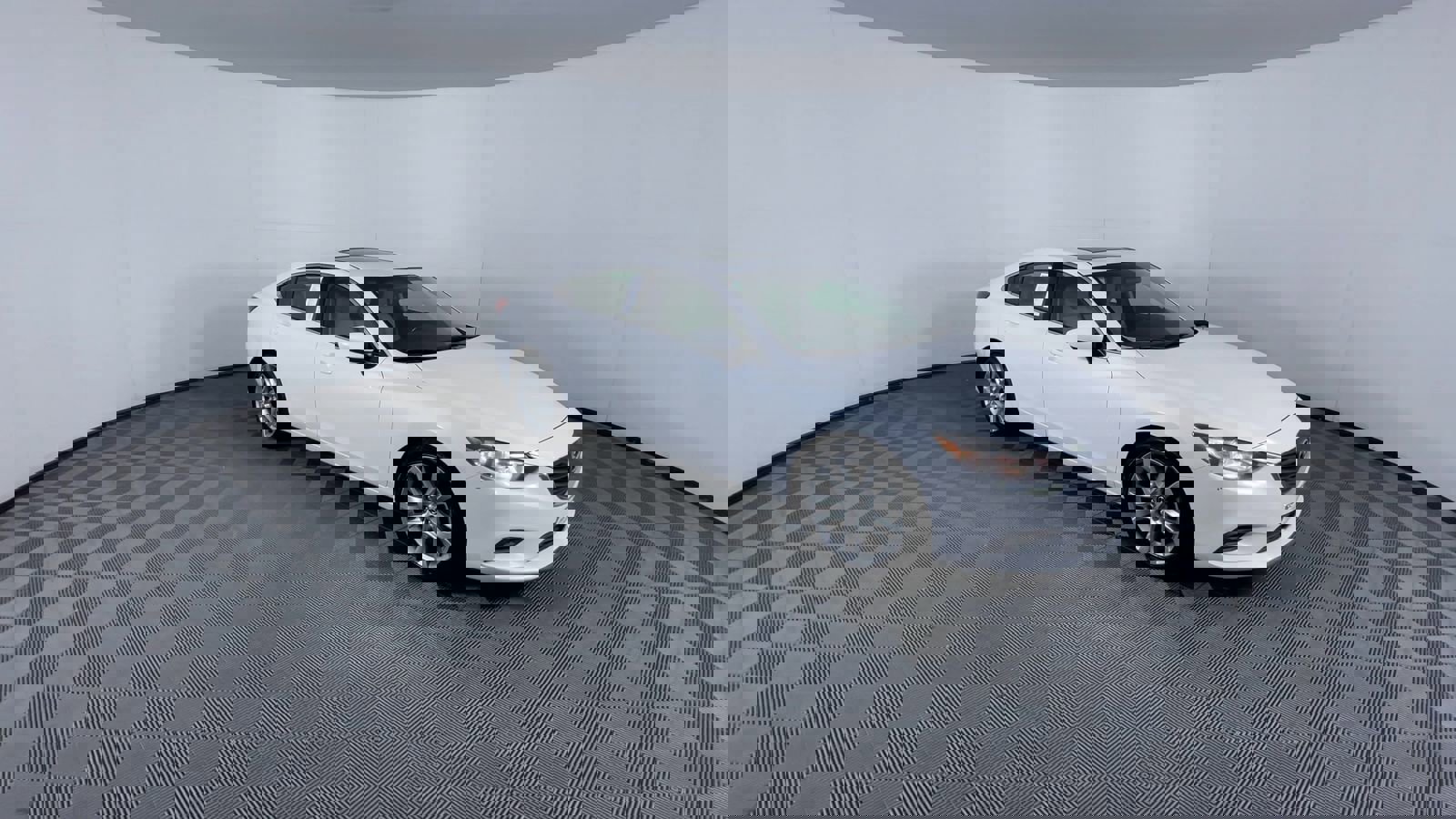 JM1GJ1V66E1145110