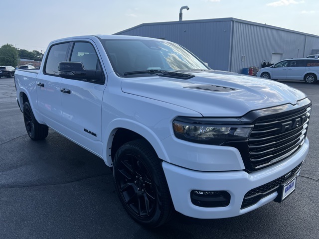 2026 RAM Ram 1500 Pickup Laramie's photo