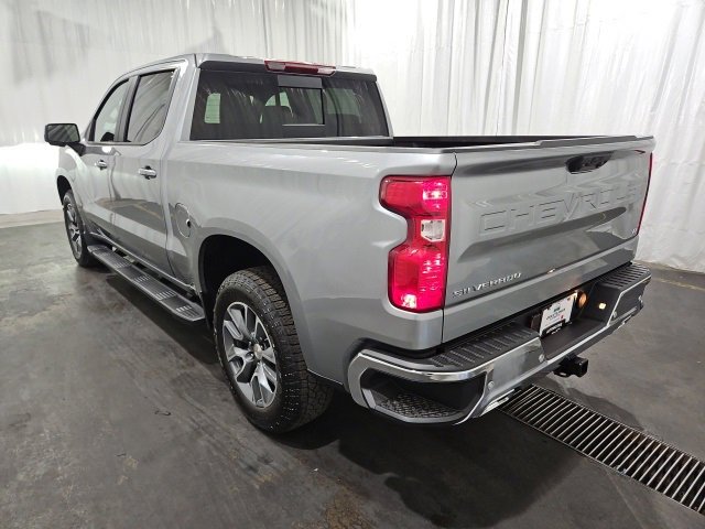 2026 Chevrolet Silverado 1500 LT photo 4