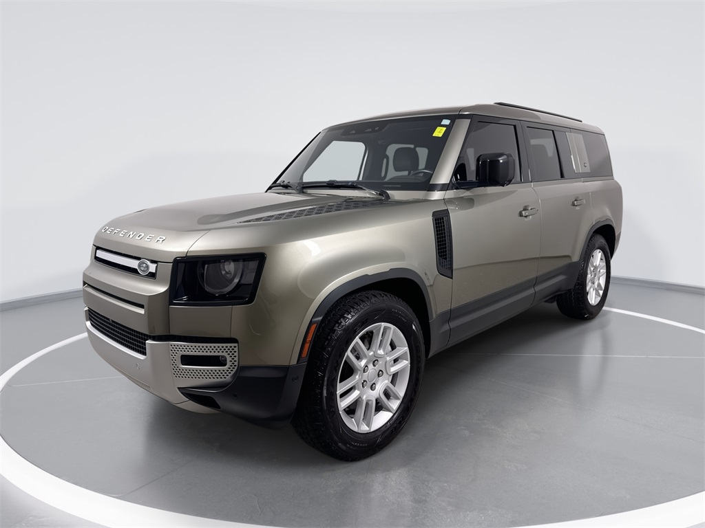 2023 Land Rover Defender S's photo