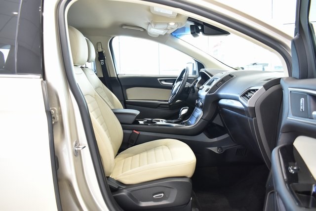 2018 Ford Edge SEL photo 11