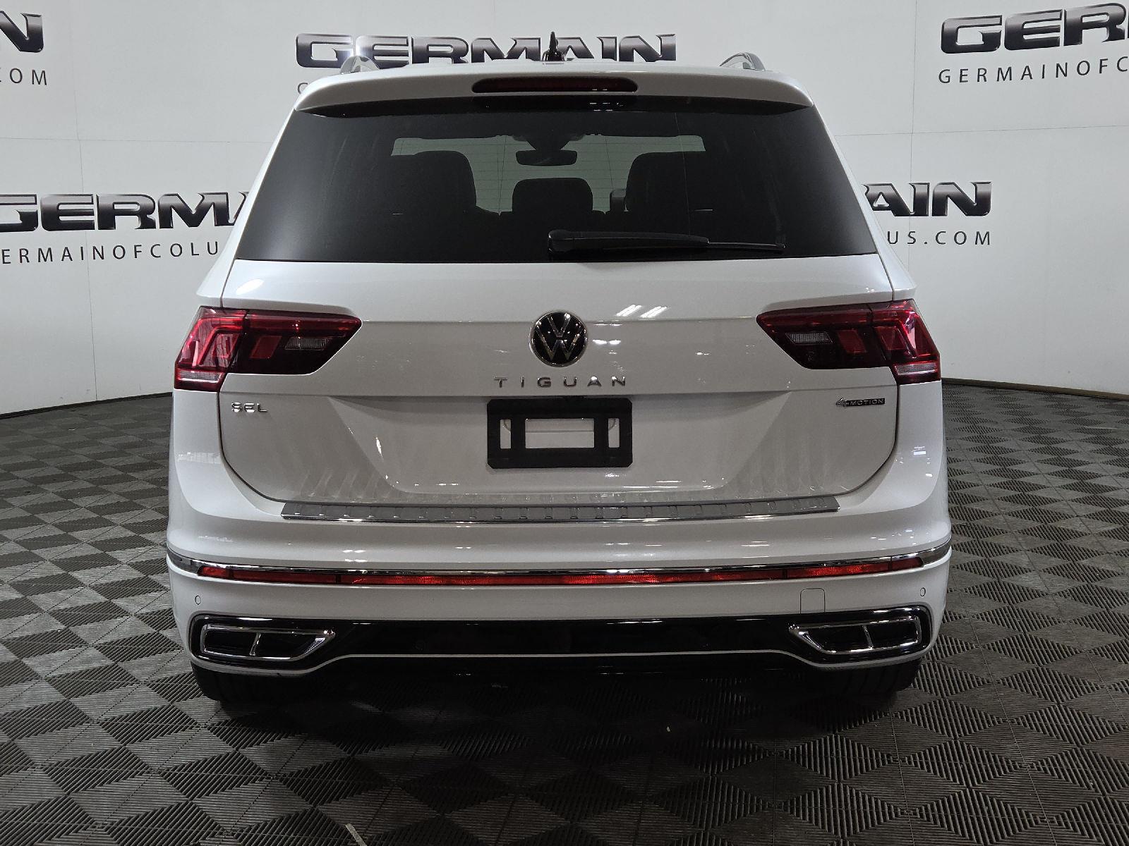 2024 Volkswagen Tiguan SEL R-Line Black photo 3