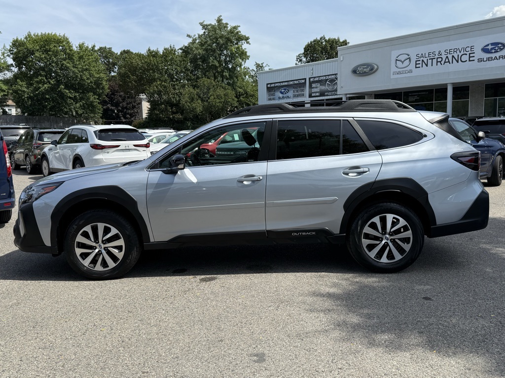 2023 Subaru Outback Premium photo 10
