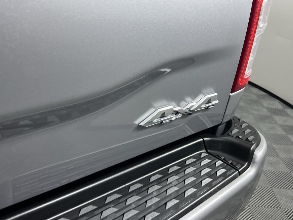 2024 Ram 2500 Big Horn photo 25