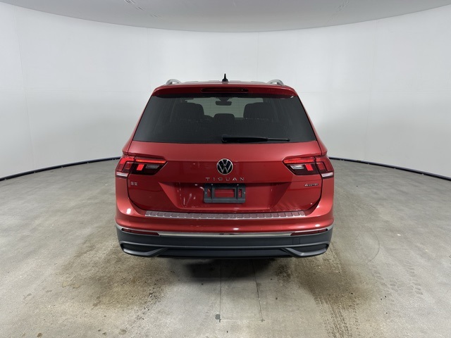 2022 Volkswagen Tiguan SE photo 3