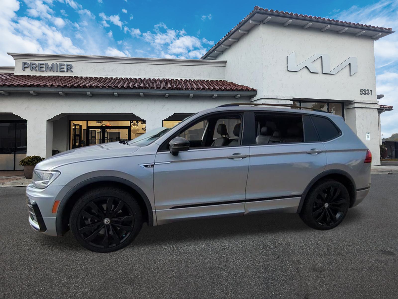 2021 Volkswagen Tiguan SE R-Line Black photo 2