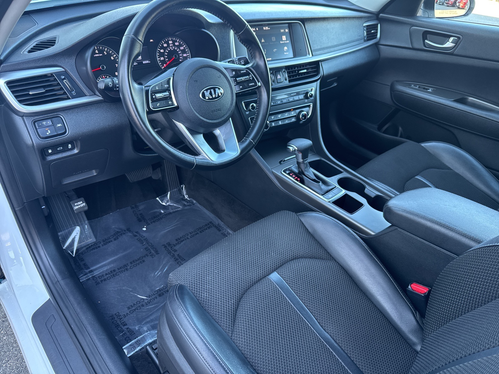 2020 Kia Optima S photo 7