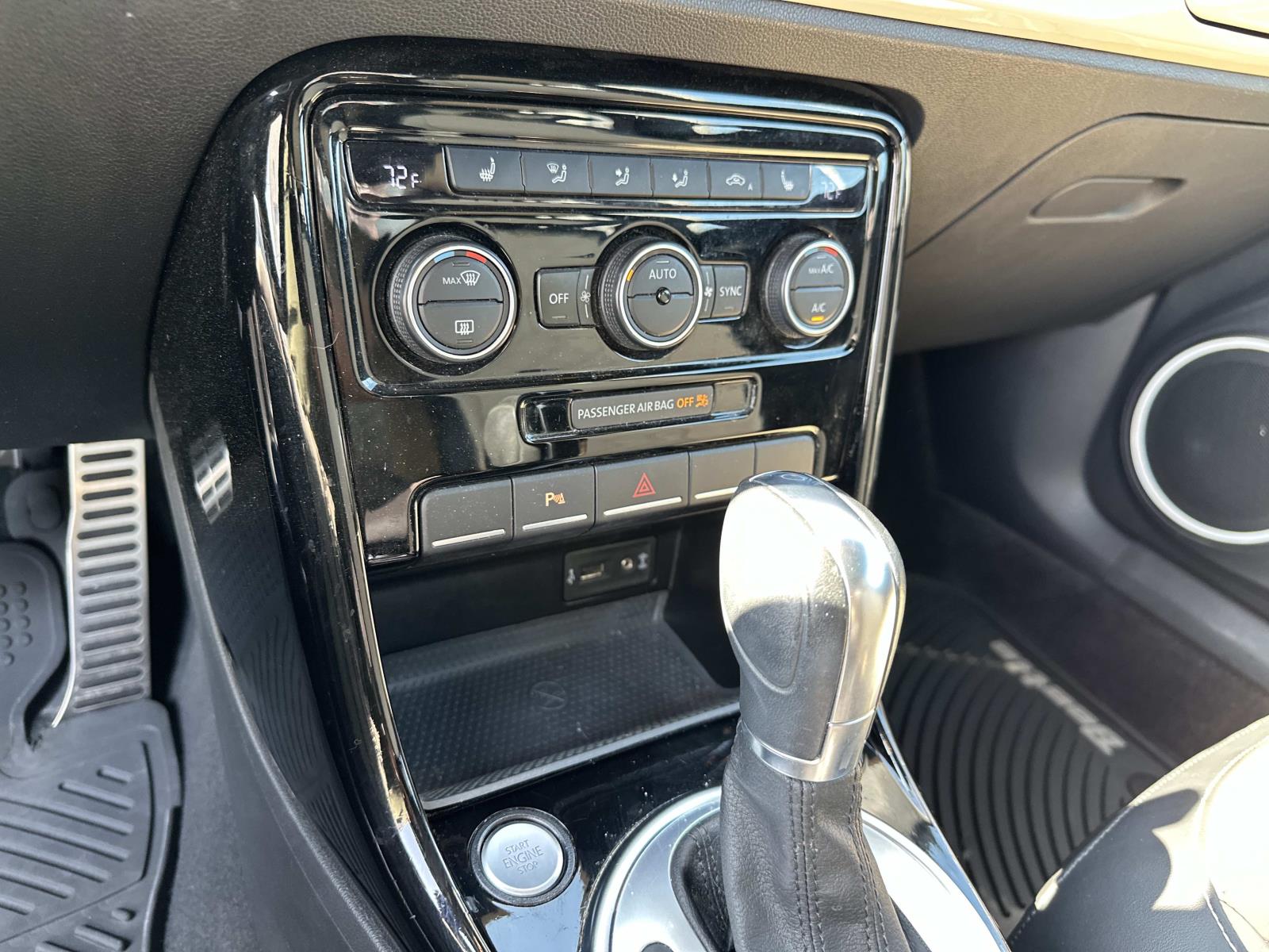 2019 Volkswagen Beetle Final Edition SE photo 12