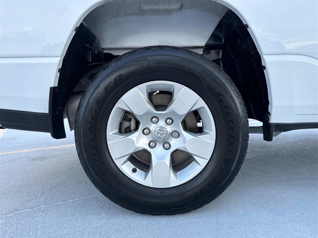 2025 Ram 1500 Tradesman photo 7