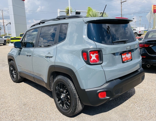 2017 Jeep Renegade Latitude North Edition photo 4