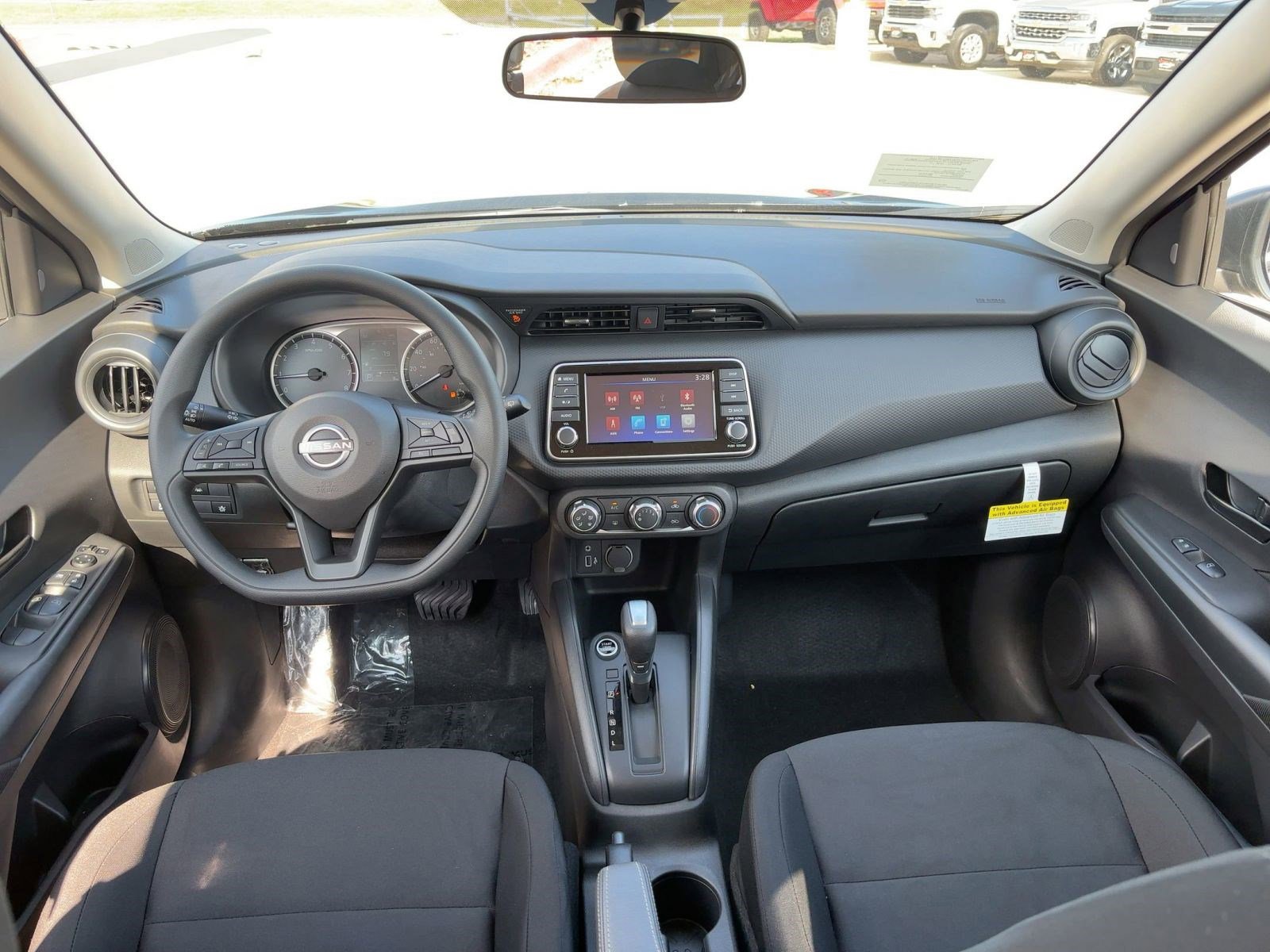 2025 Nissan Kicks Play S photo 15