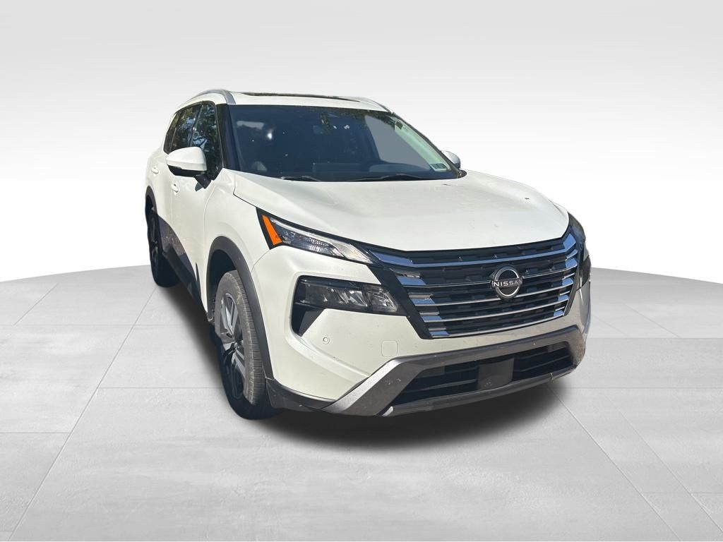 2024 Nissan Rogue SL photo 7