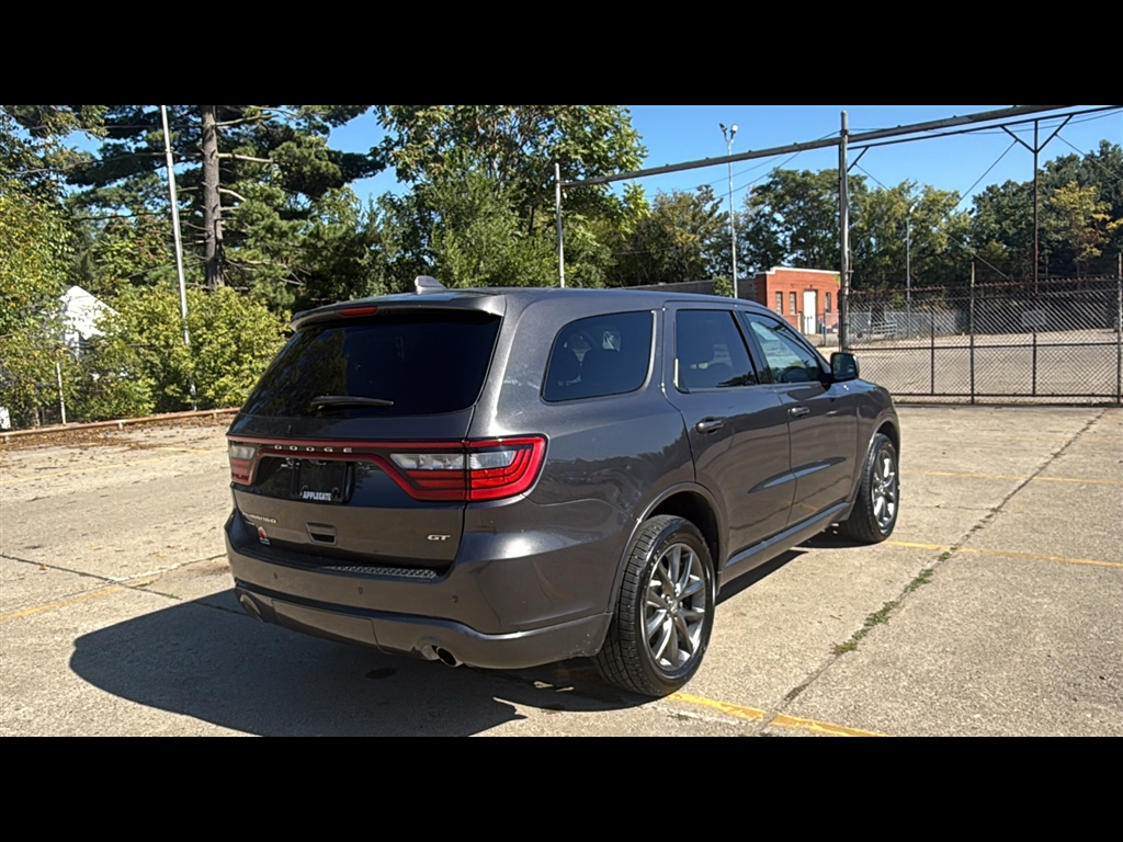 2017 Dodge Durango GT photo 3