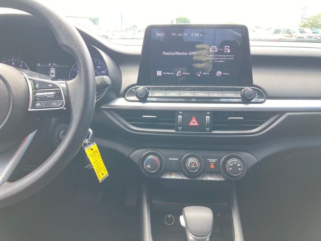 2023 Kia Forte LXS photo 19