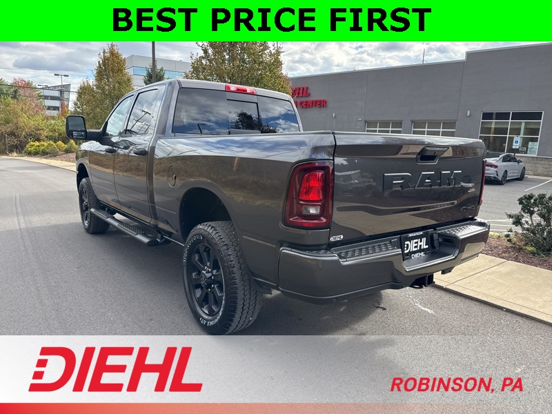 2026 Ram 2500 Tradesman photo 4