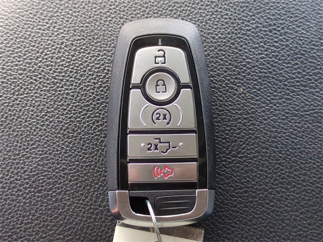 2023 Ford F-250 Lariat photo 28