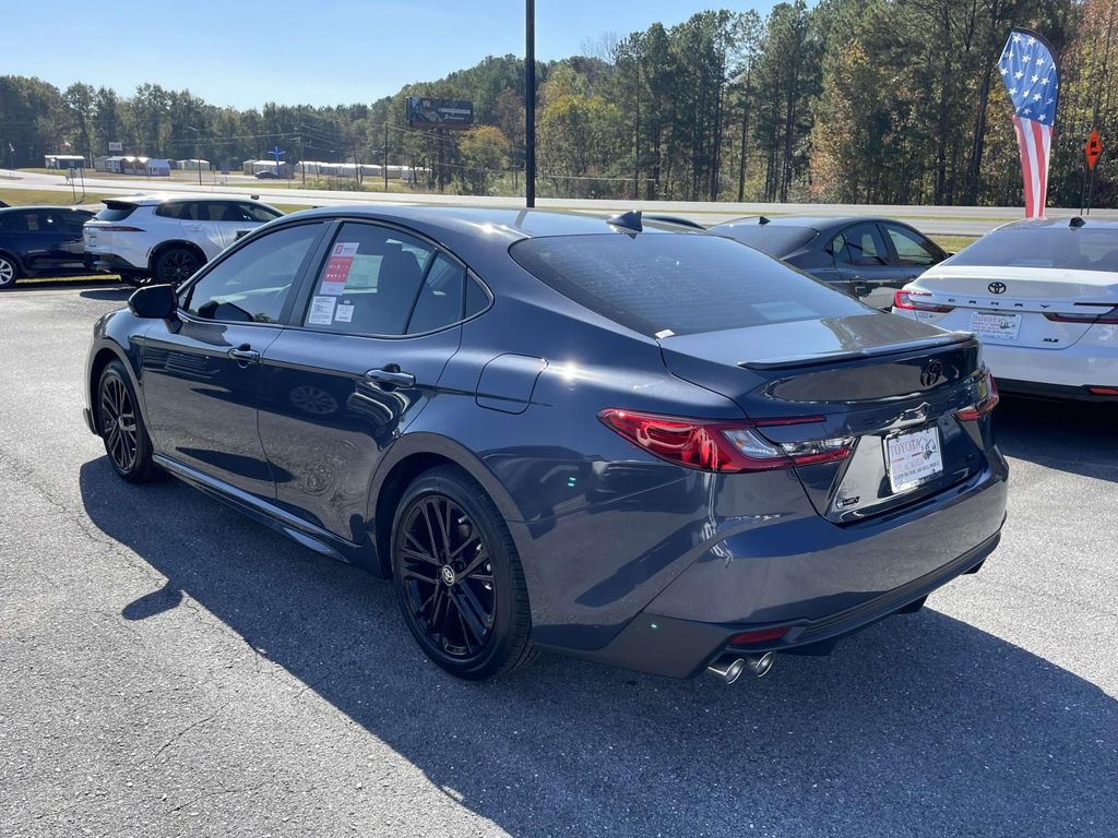 2026 Toyota Camry SE photo 3