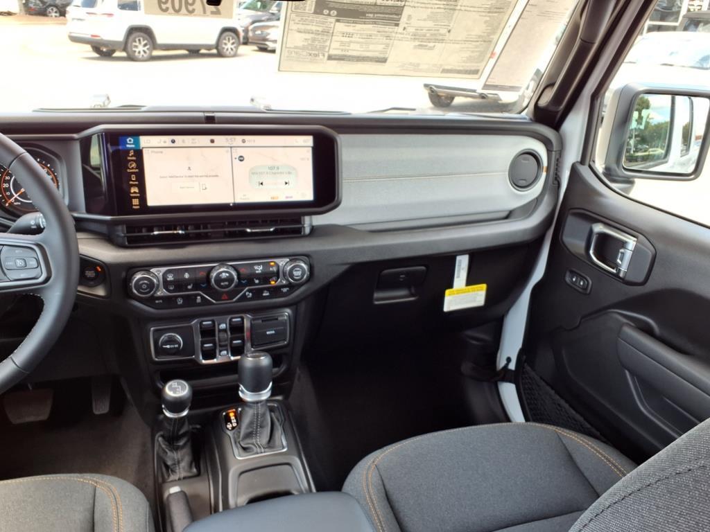 2025 Jeep Gladiator Sport S photo 24