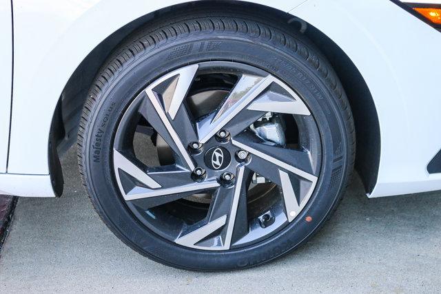 New 2025 Serenity White Hyundai SEL Sport image 39
