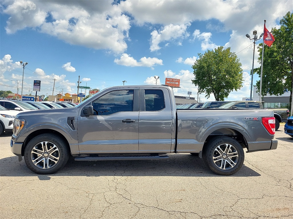 2023 Ford F-150 XL photo 3