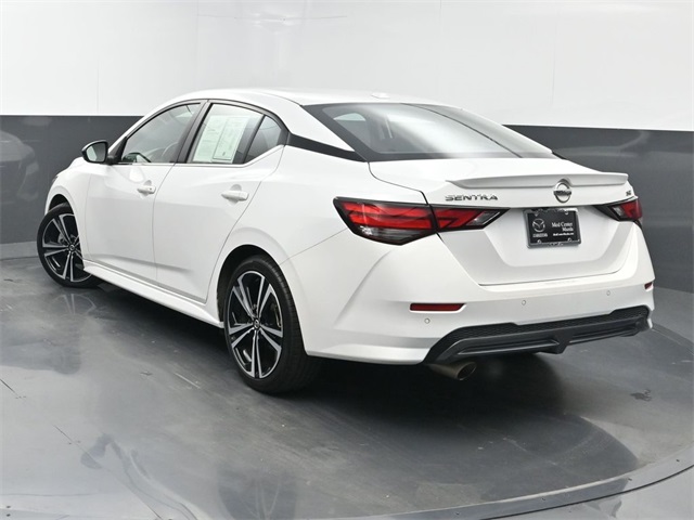 2022 Nissan Sentra SR photo 4