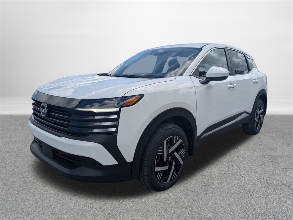 2025 Nissan Kicks SV photo 5