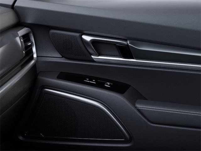 2025 Kia Telluride LX photo 22