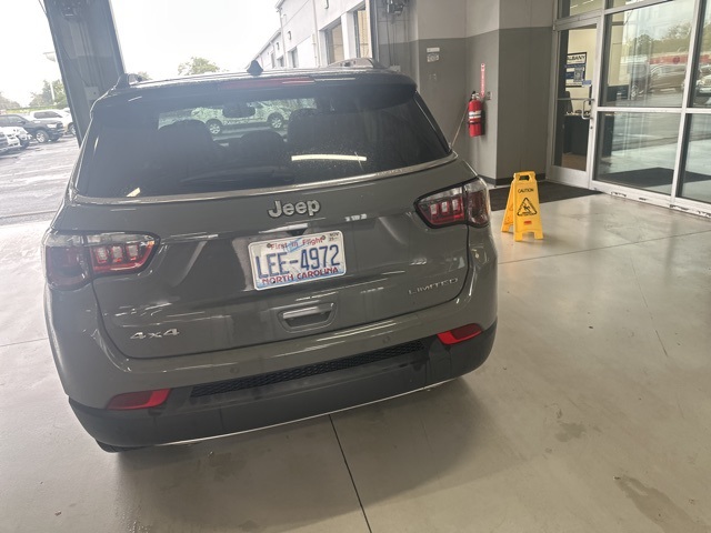 2023 Jeep Compass Limited photo 4
