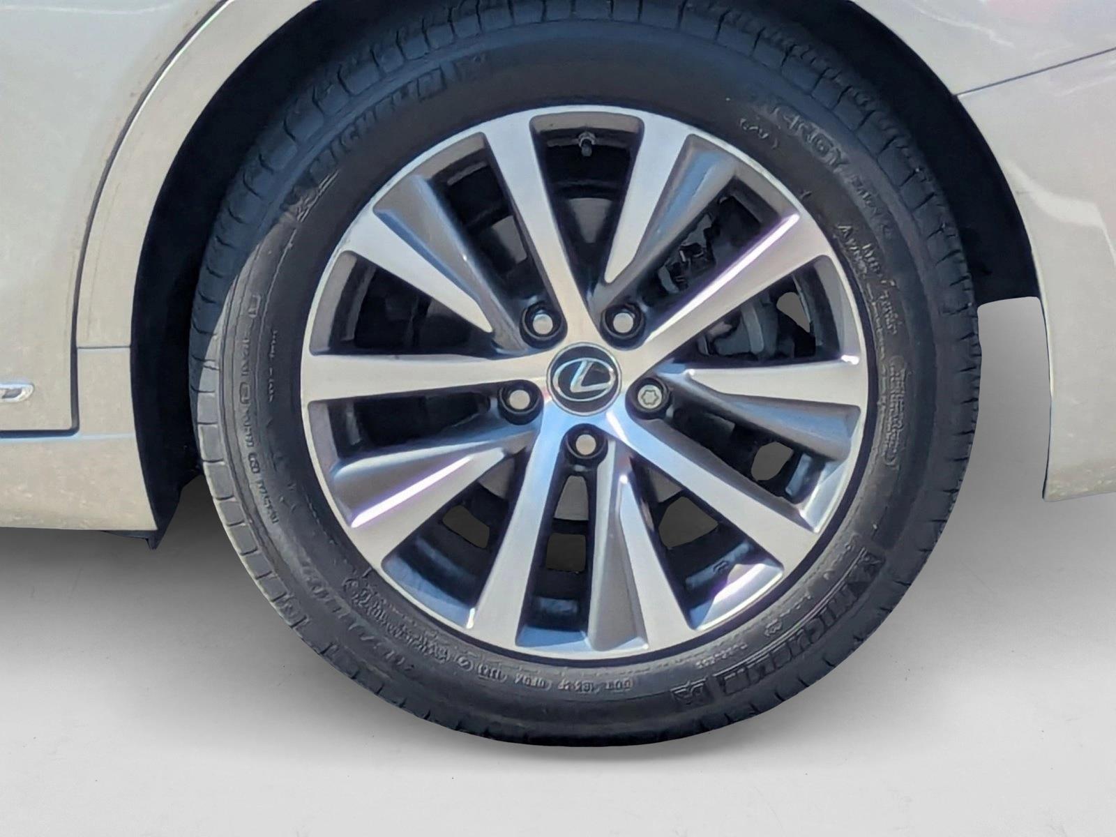2020 Lexus ES 300h photo 15
