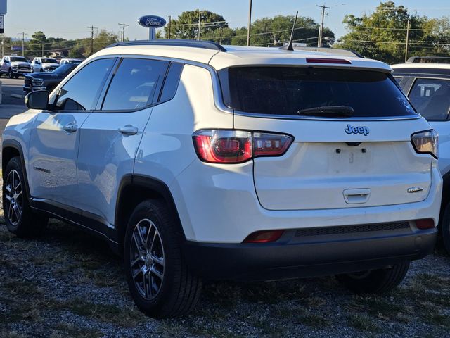 2020 Jeep Compass Latitude photo 4