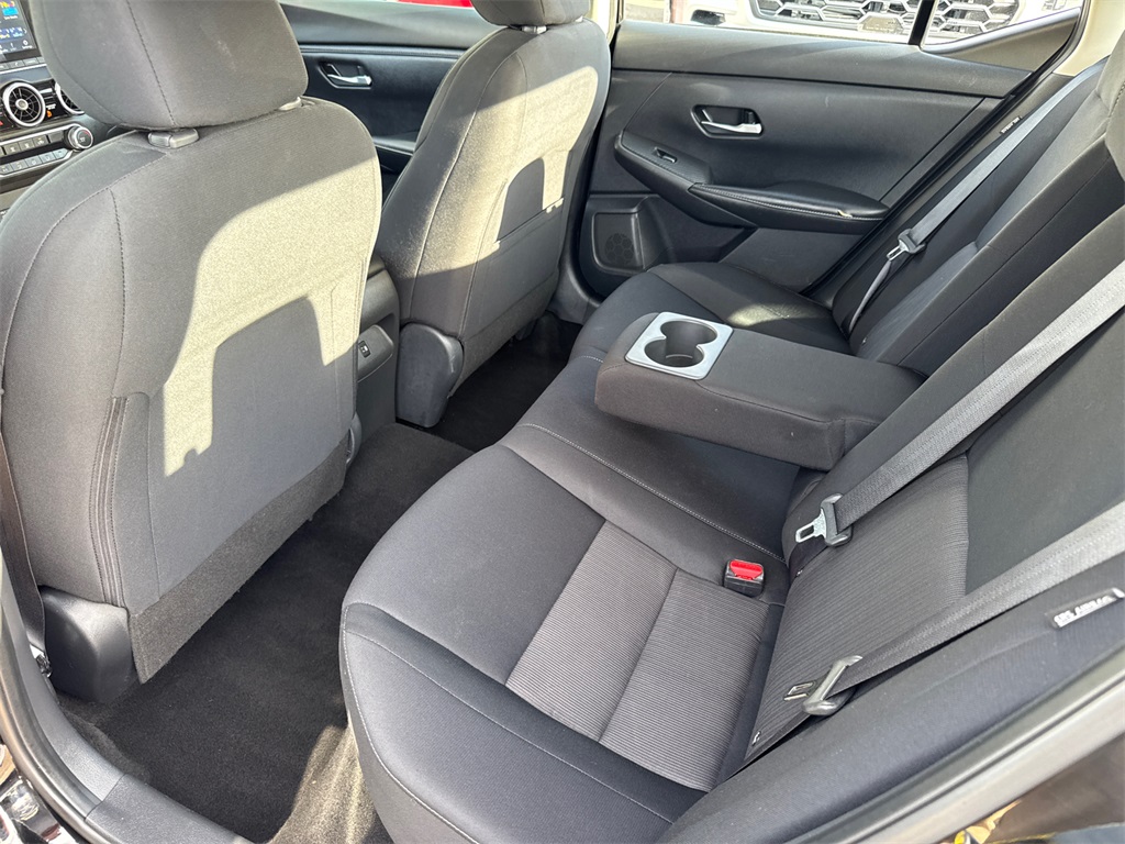 2022 Nissan Sentra SV photo 18