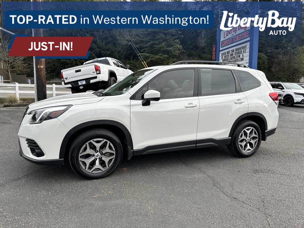 2022 Subaru Forester Premium photo 3