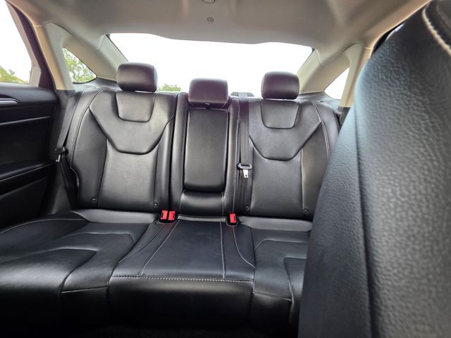 2017 Ford Fusion Energi Titanium photo 35