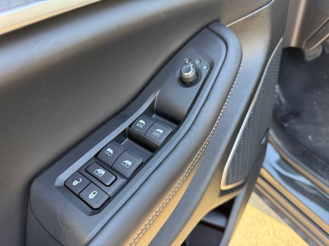 2024 Jeep Cherokee Limited 4xe photo 5