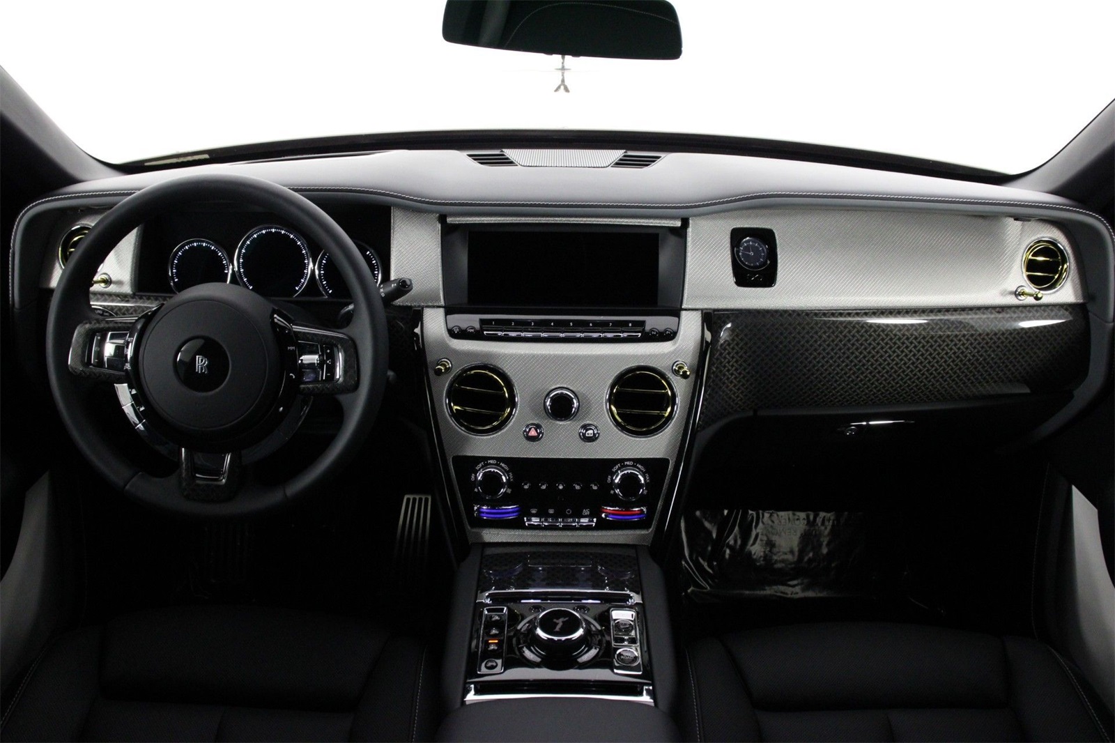 2023 Rolls Royce Cullinan Black Badge photo 4