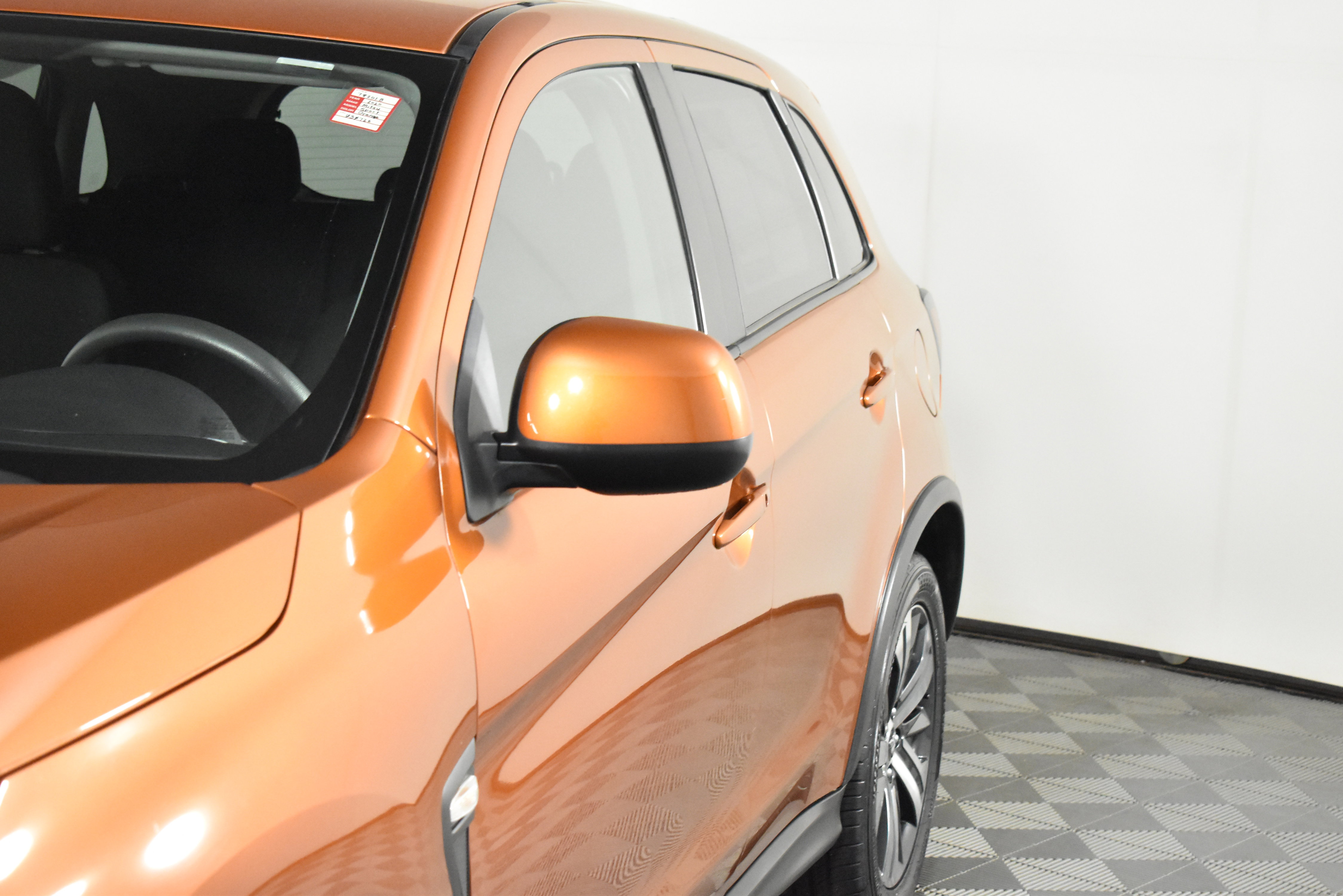 2020 Mitsubishi Outlander Sport ES photo 2