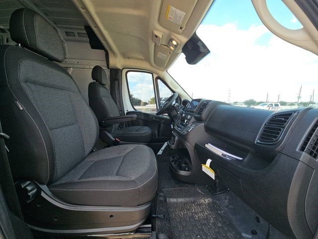 2023 Ram ProMaster 2500 photo 5
