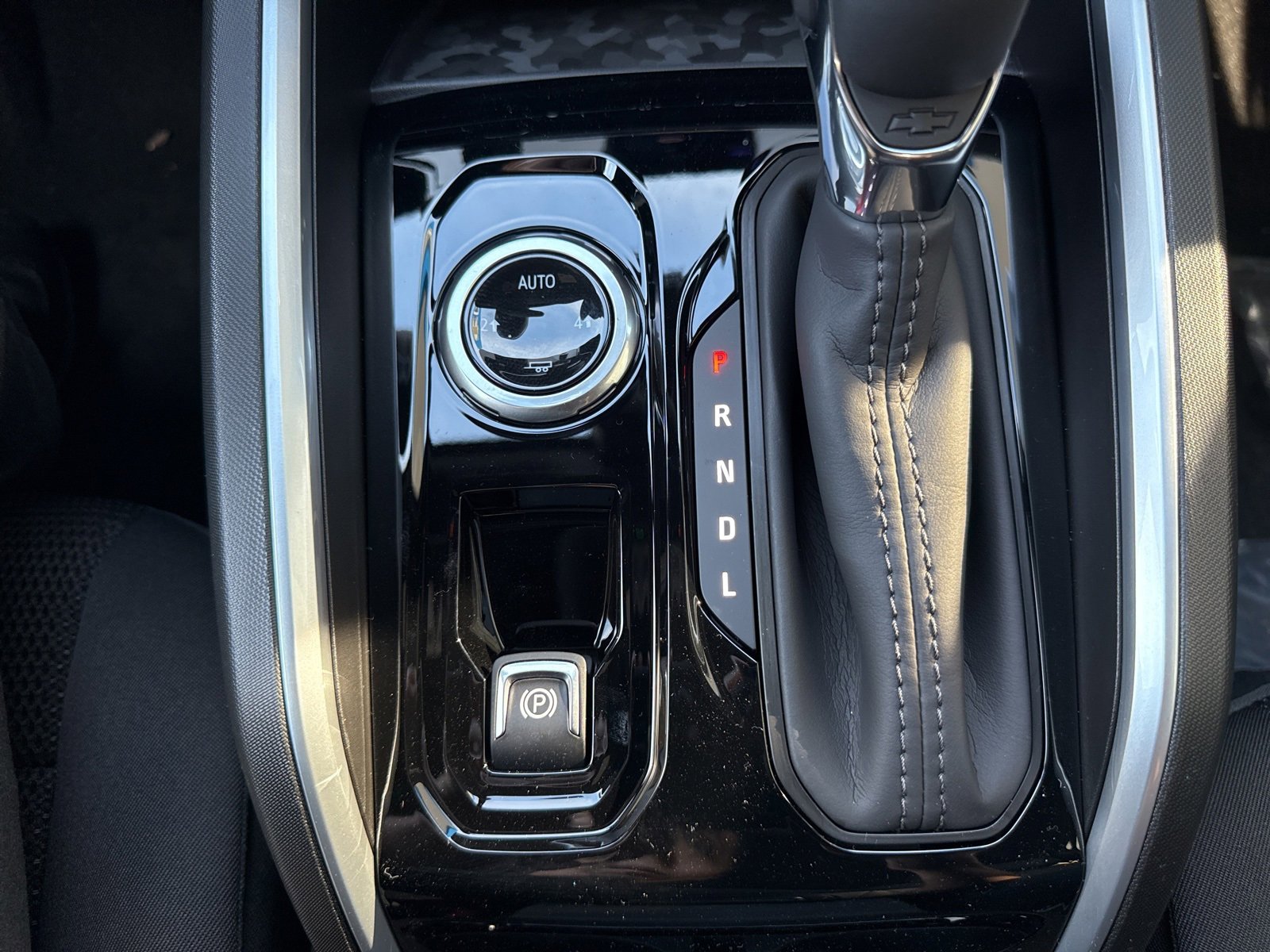 2026 Chevrolet Colorado LT photo 24