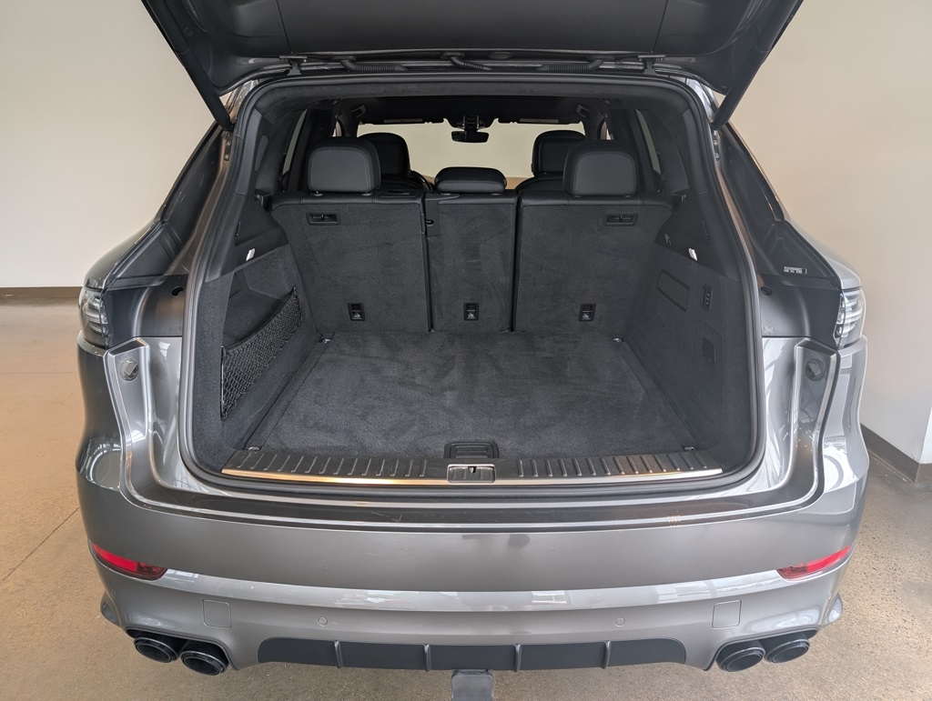 2019 Porsche Cayenne Turbo photo 5