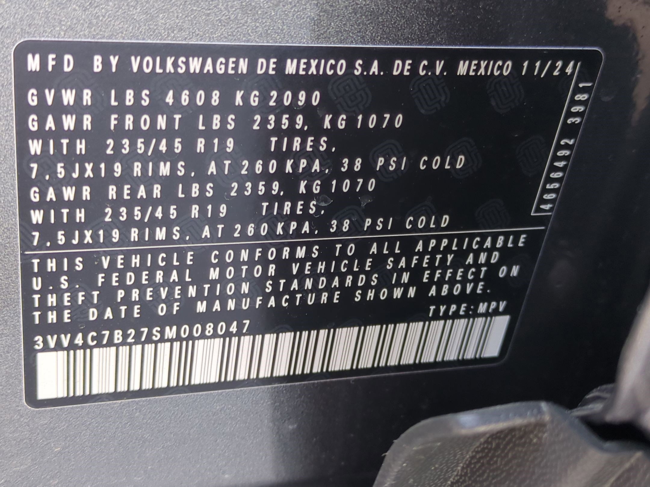 2025 Volkswagen Taos SEL photo 17